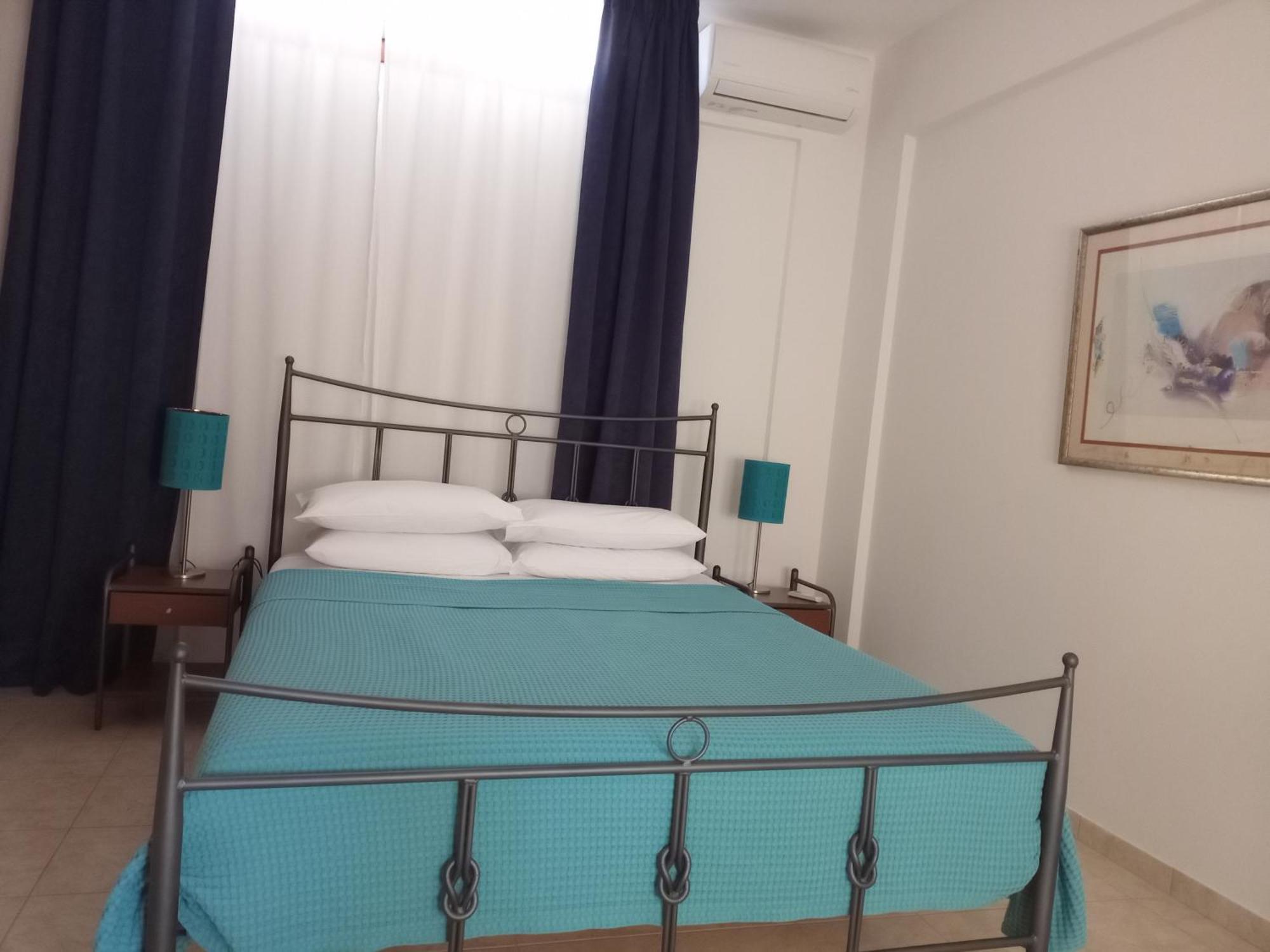 Tholos Bay Suites Kavoúsion 外观 照片